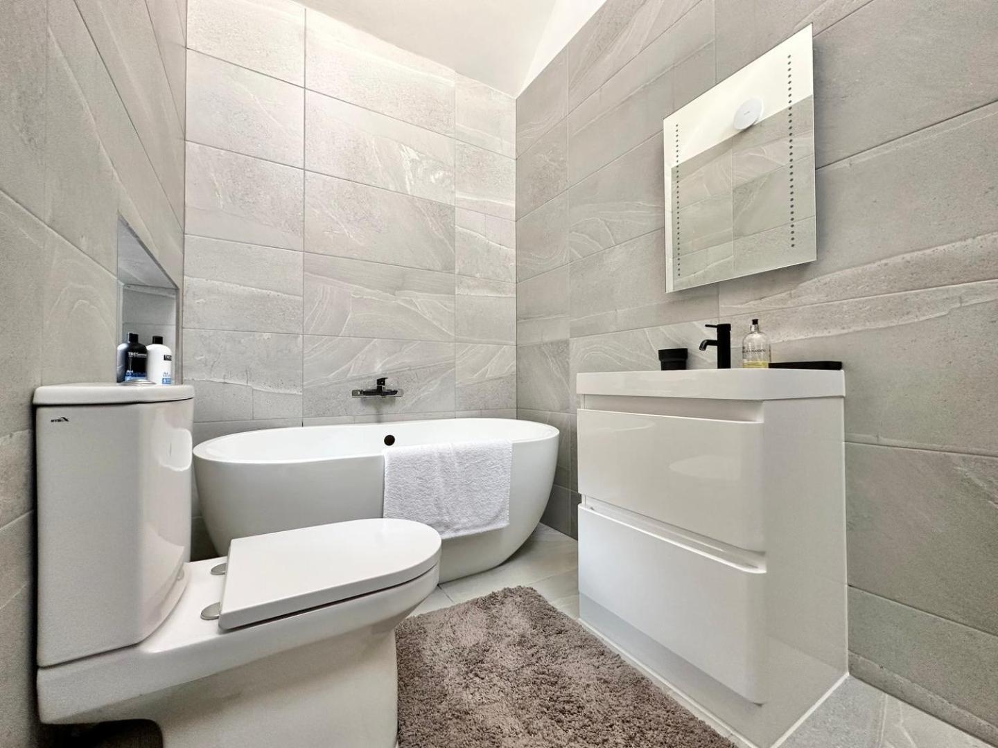 Luxury Duplex City Centre Apartment Leeds  Exterior photo