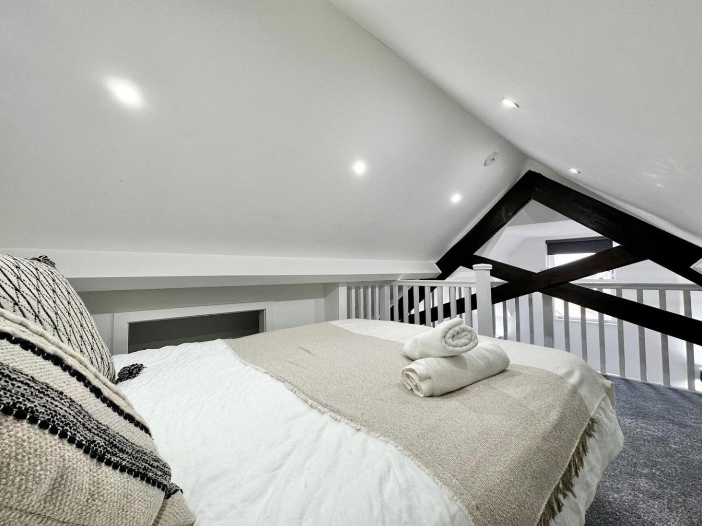 Luxury Duplex City Centre Apartment Leeds  Exterior photo